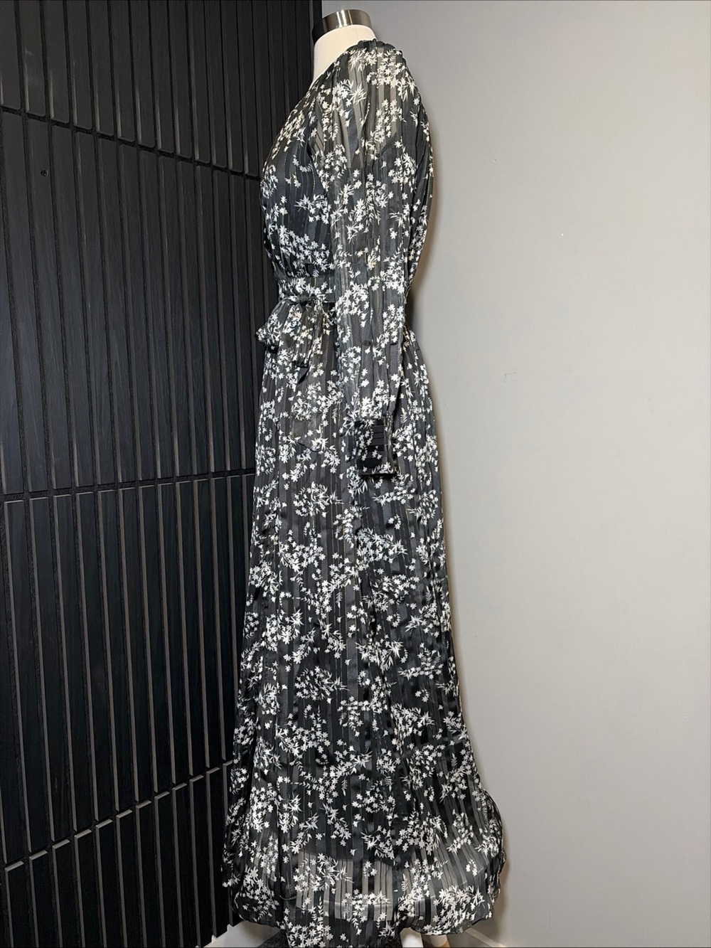 CIEBON Floral Metallic Long Sleeve Wrap Maxi Dress w/ Pockets Resort Beach - Picture 5 of 8